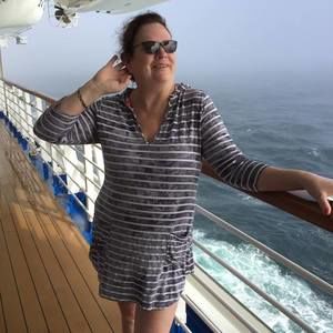 Meet your Posher, Joni